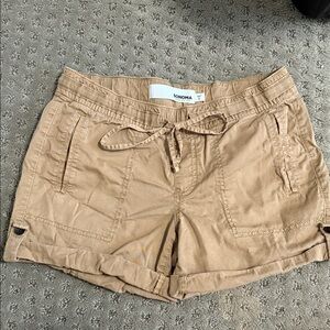 Sonoma Women's Cargo Shorts in Tan